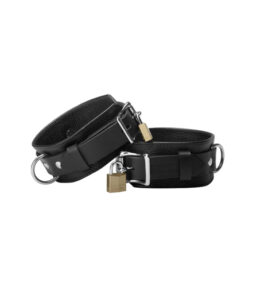 Strict Leather Deluxe Fesseln